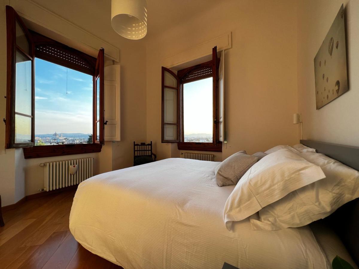Chic Apt In Villa - Dolcevita Holiday Флоренция Экстерьер фото