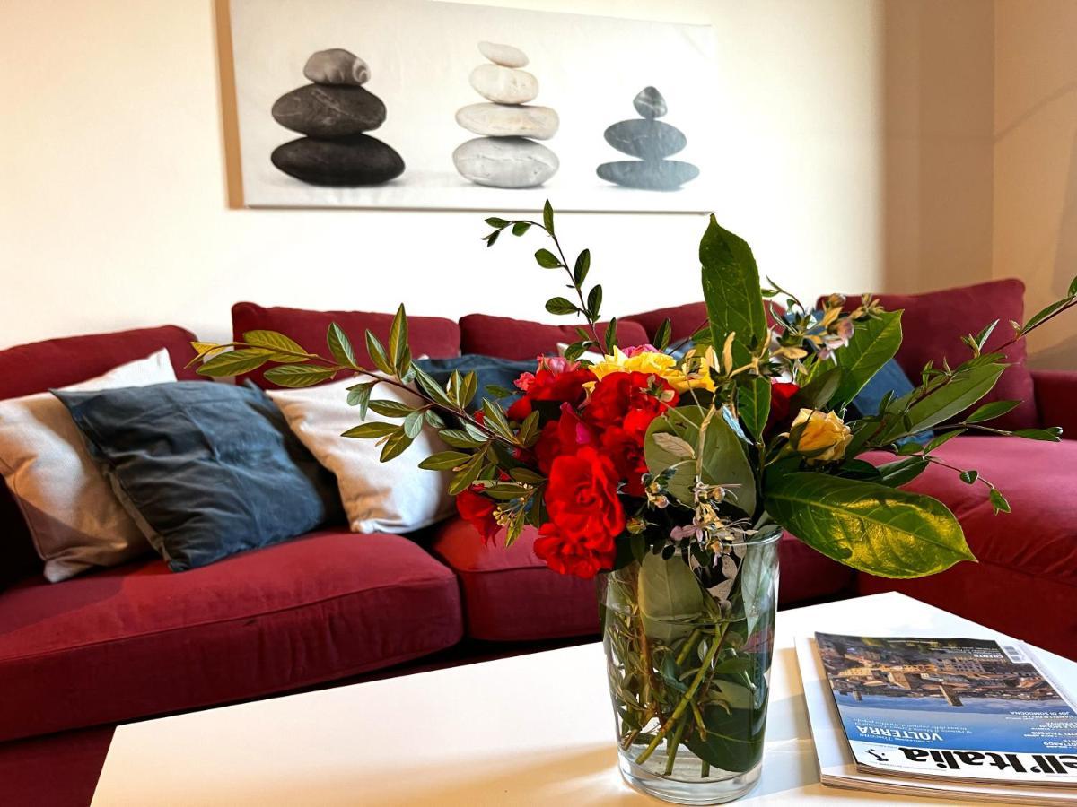 Chic Apt In Villa - Dolcevita Holiday Флоренция Экстерьер фото
