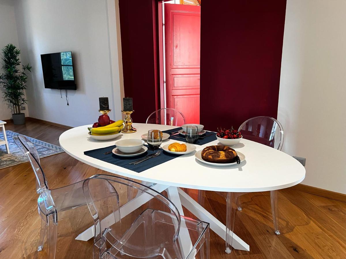 Chic Apt In Villa - Dolcevita Holiday Флоренция Экстерьер фото