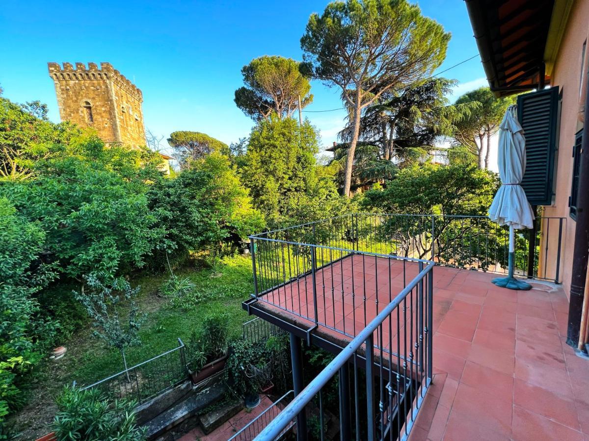 Chic Apt In Villa - Dolcevita Holiday Флоренция Экстерьер фото