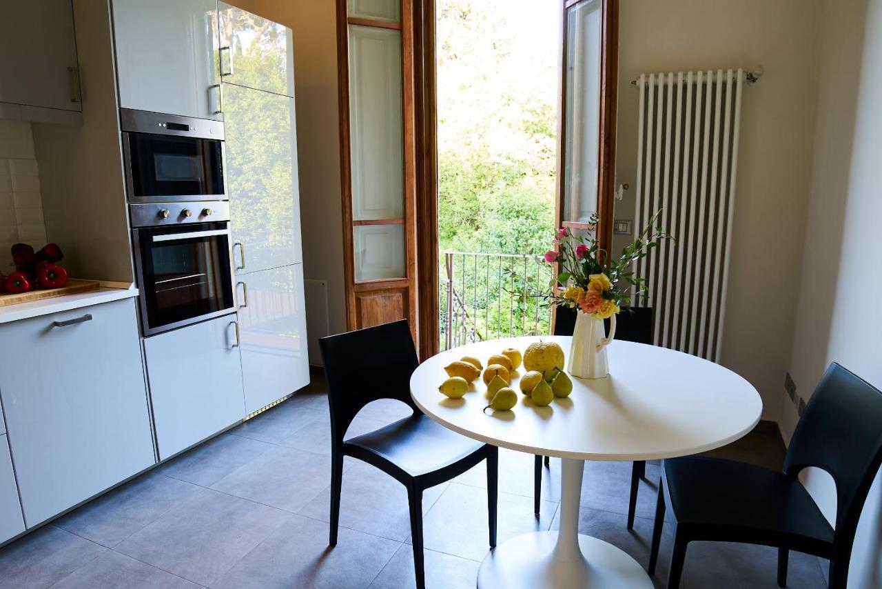 Chic Apt In Villa - Dolcevita Holiday Флоренция Экстерьер фото