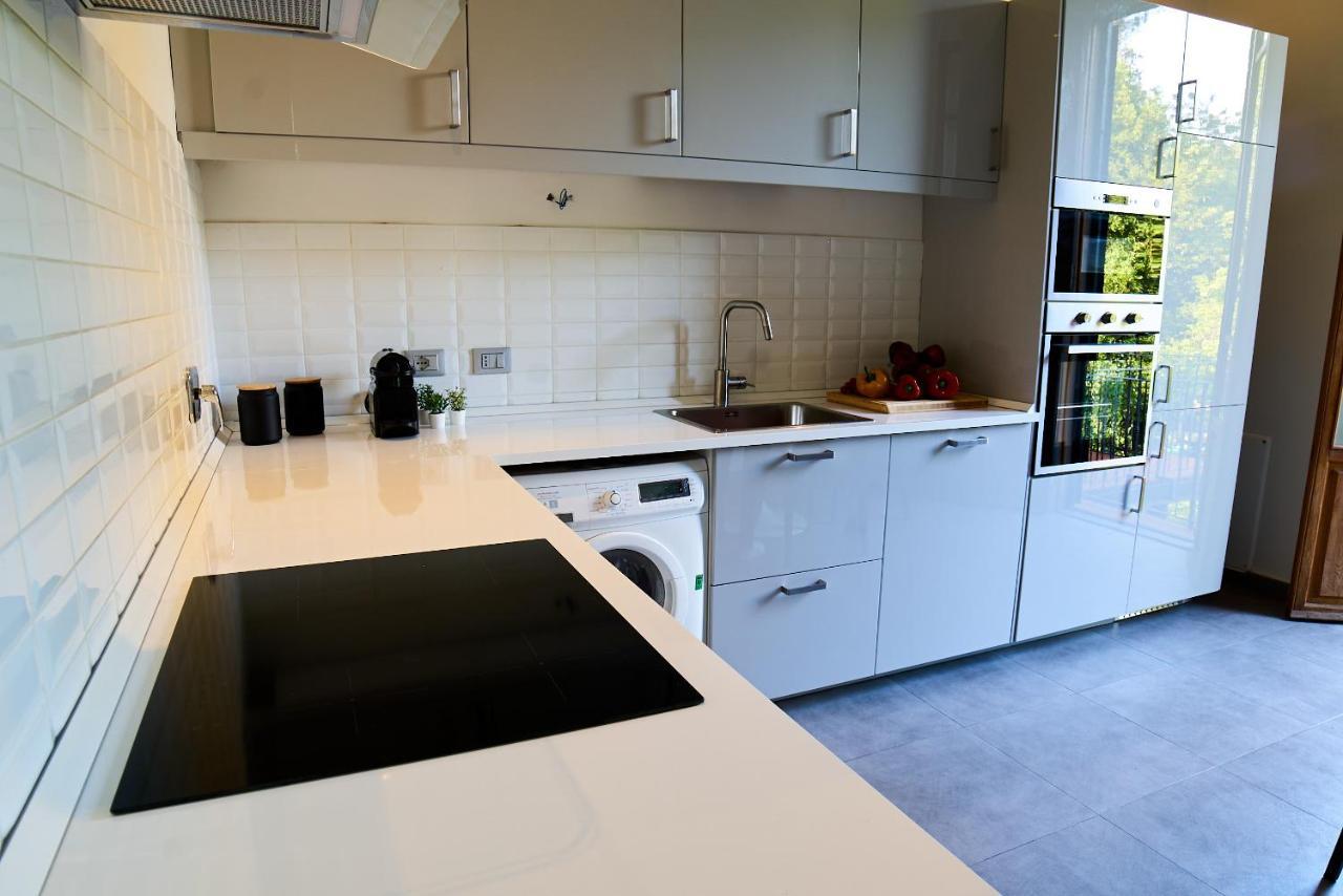 Chic Apt In Villa - Dolcevita Holiday Флоренция Экстерьер фото